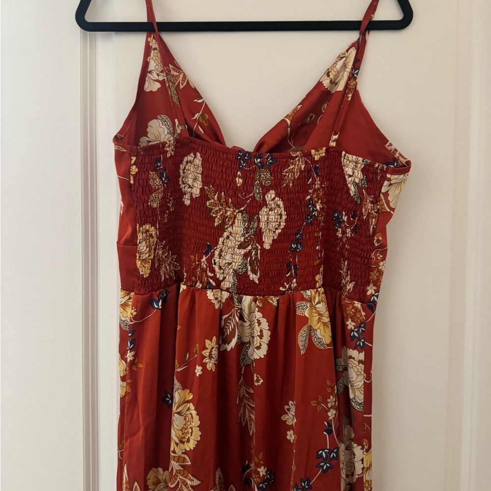 Rust Coloured Plus Size Flowered Dress - Picture 5 of 6